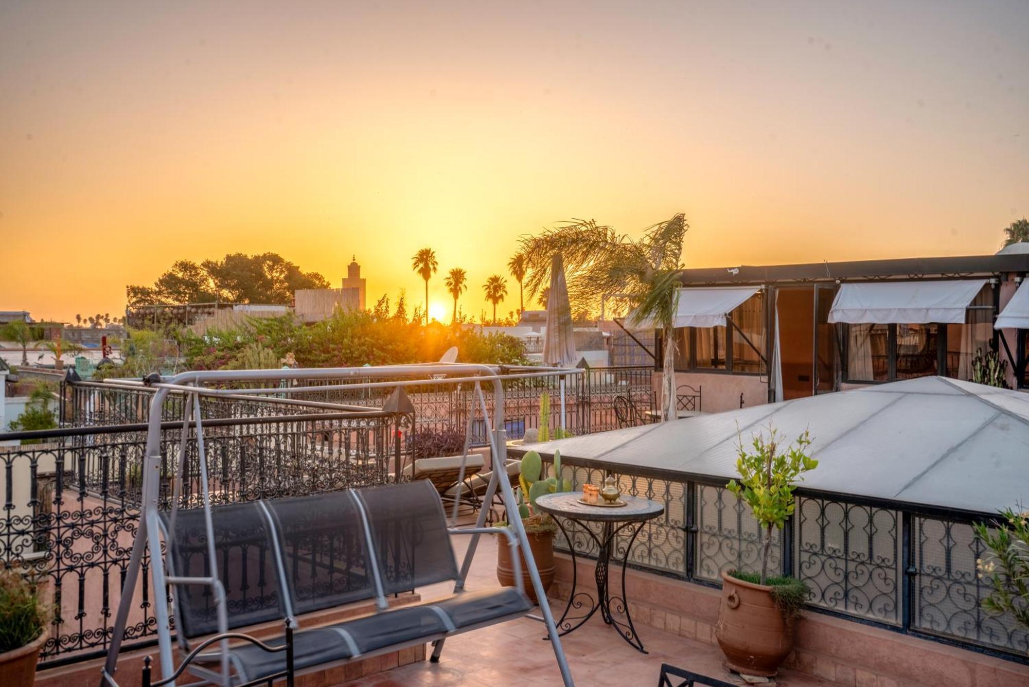 Riad Dar Ennakhla Marrakesh Buitenkant foto