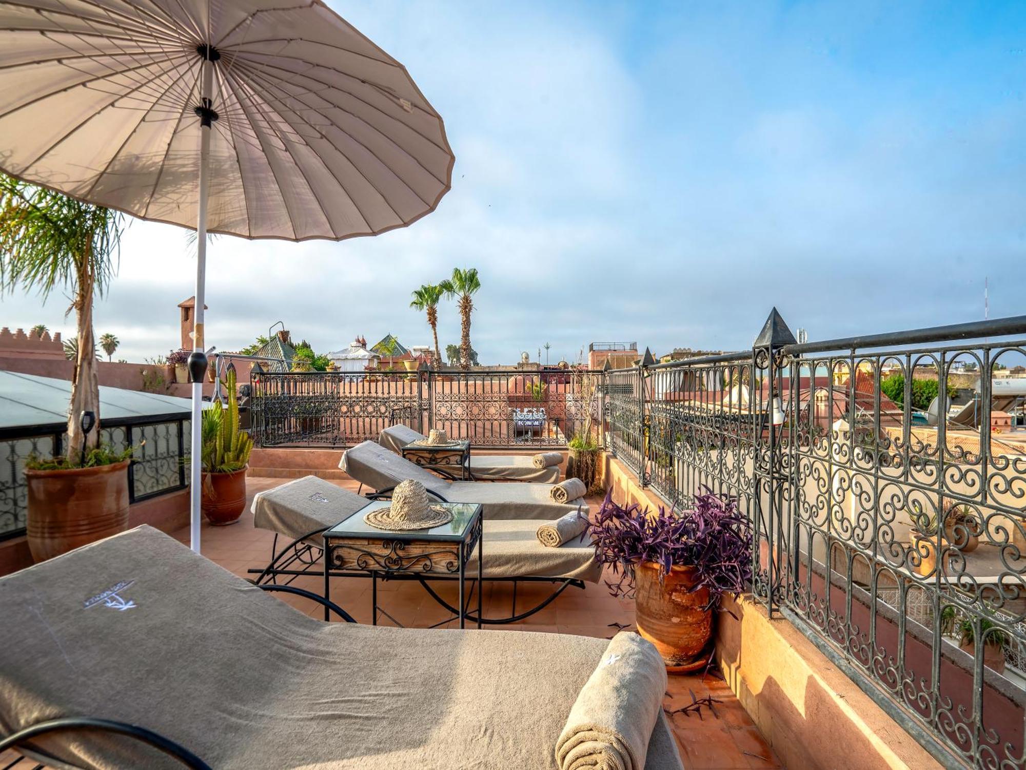 Riad Dar Ennakhla Marrakesh Buitenkant foto