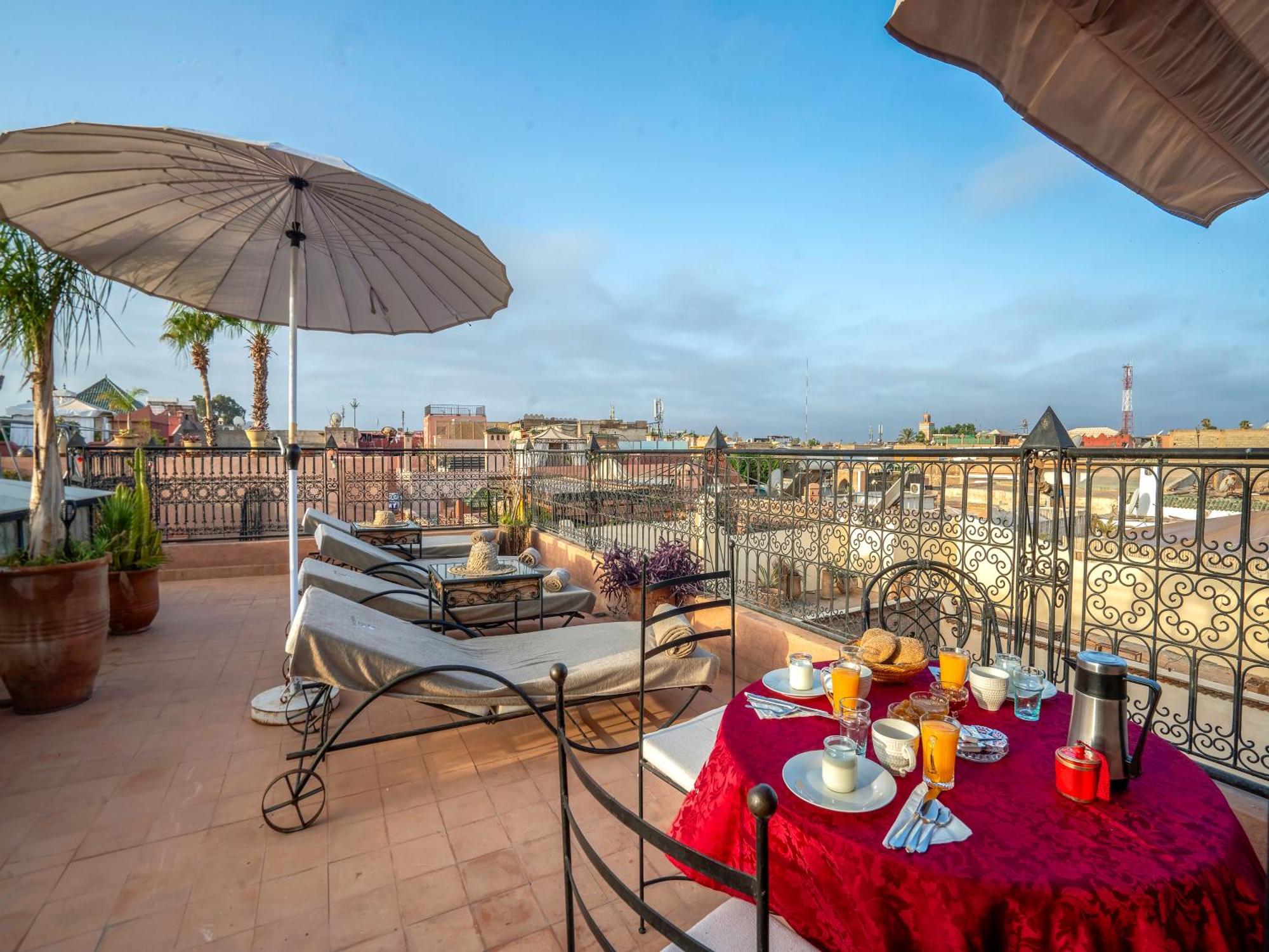 Riad Dar Ennakhla Marrakesh Buitenkant foto
