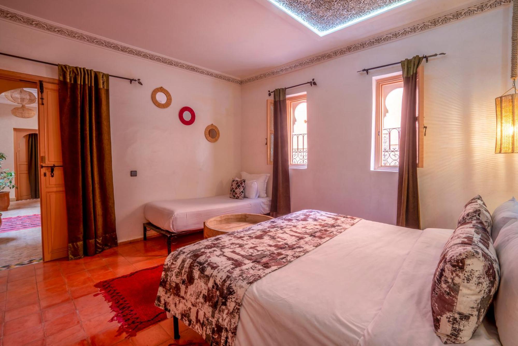 Riad Dar Ennakhla Marrakesh Buitenkant foto
